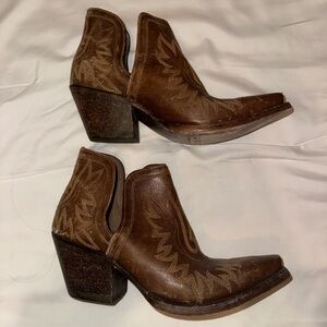Ariat Booties Size 8